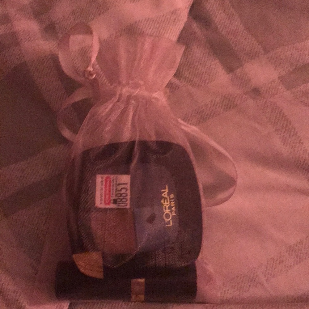 Lipstick unused tatto trail blazer and eyeshadow